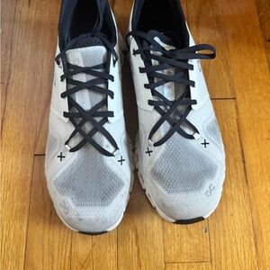 Great condition size 11 ON Cloud Vista Glacier color Sneakers